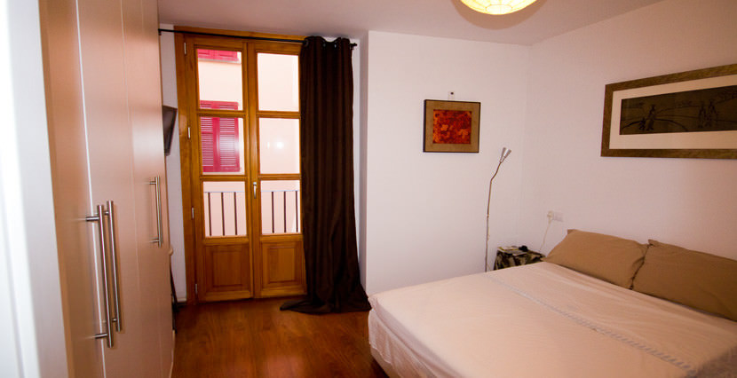uniquevillasmallorca first floor for sale in old town palma bedroom