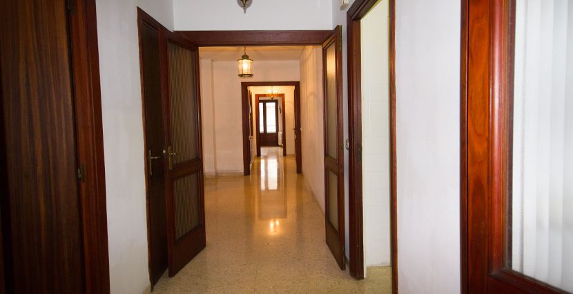 uniquevillasmallorca property in palma center hallway
