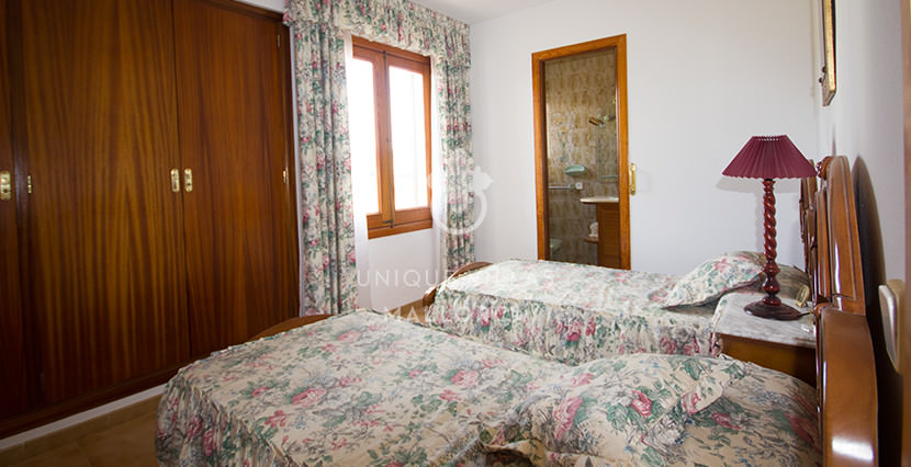unique villas mallorca house for sale in Establiments bedroom 2