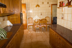 unique villas mallorca house for sale in Establiments kitchen