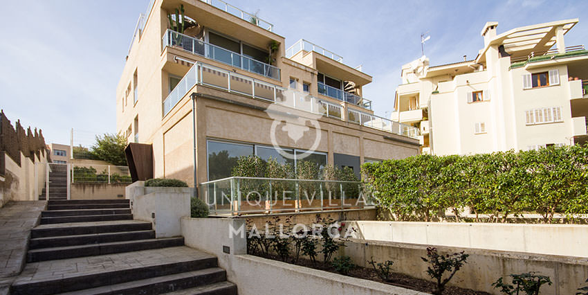 Modern Seafront Ground Floor for Sale in Santa Ponsa-uvm161