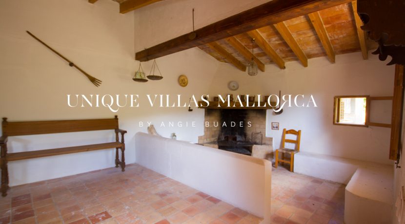 country-house-for-sale-in-calvia-uvm236.13