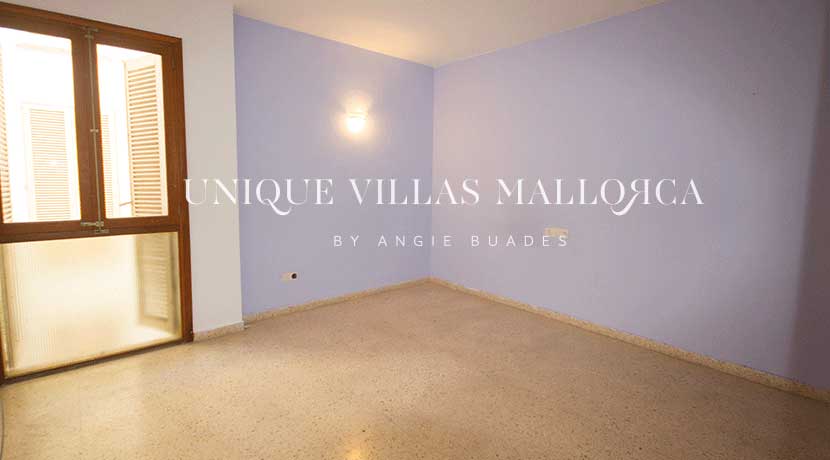 Spacious Four Bedroom Flat to be Reformed in Avenidas area-uvm210