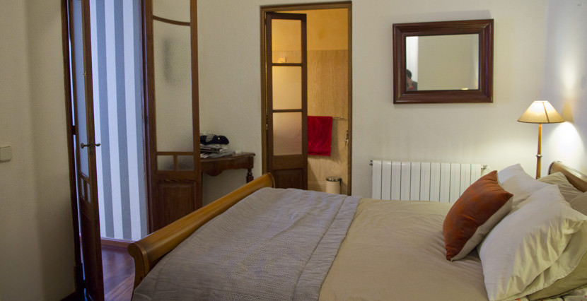 unique villas mallorca spacious apartment for sale in Palma old town bedroom