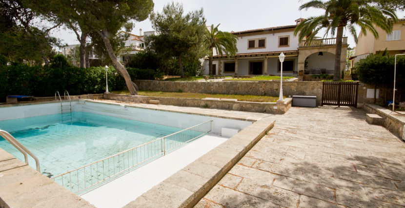 uniquevillasmallorca-dream-villa-for-sale-in-son-veri-swimming-pool