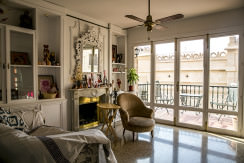 unique-villas-mallorca-old-town-apartment-living-area