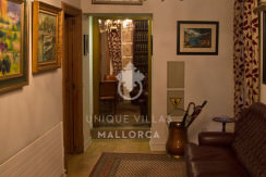 Flat with Character for Sale in Palma Center-uvm130a living area 2