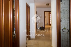 uniquevillasmallorca flat for sale in Palma center hall