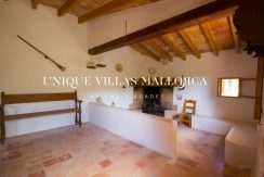 country-house-for-sale-in-calvia-uvm236.13
