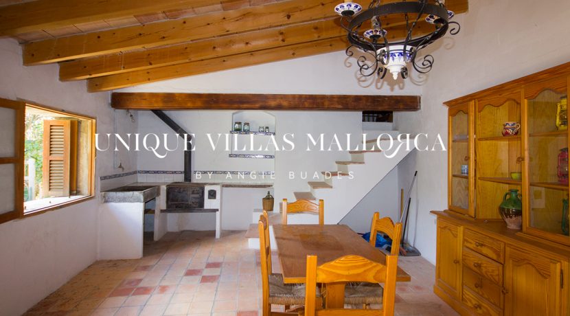 country-house-for-sale-in-calvia-uvm236.17