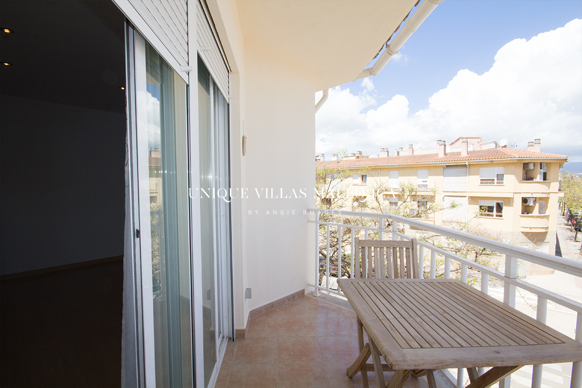 Three bedroom flat to rent in Can Capiscol area-uvm282